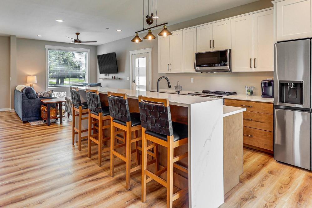 Rock Hall Retreat with Balcony Near Park and Marina!